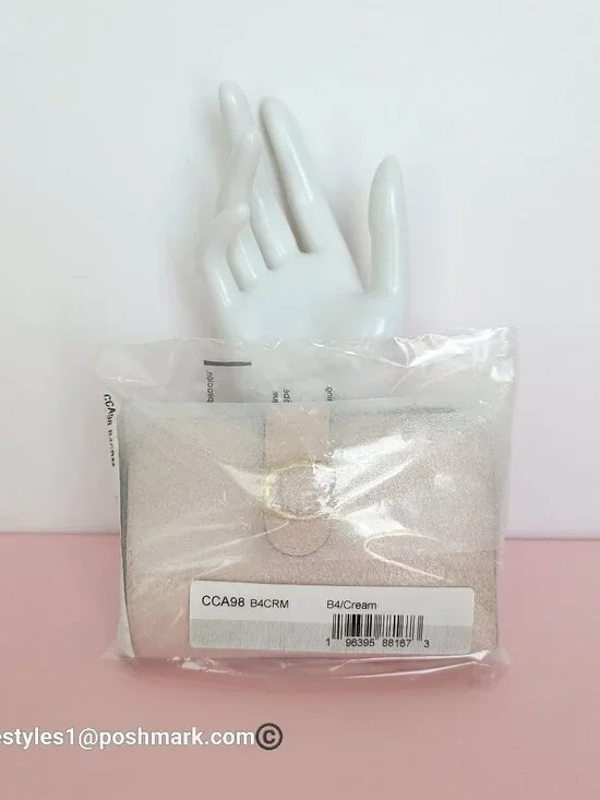 COACH Tabby Hammered C Logo Smooth Leather MD Bifold Wallet – Cream color⭐ - Picture 16 of 16